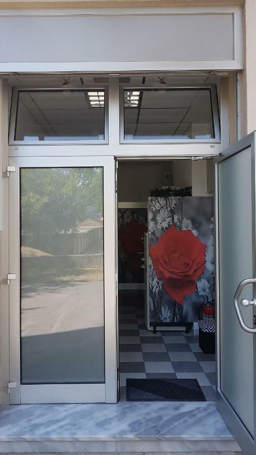 شقة Studio Two Roses سبليت المظهر الخارجي الصورة
